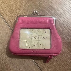 Buxton kiss lock wallet